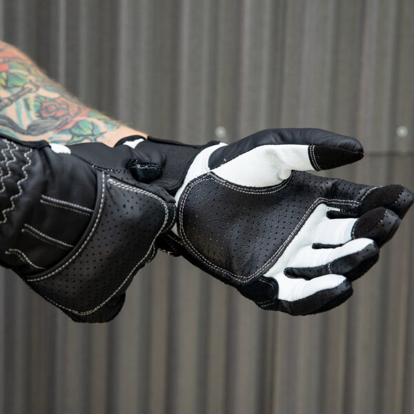 guantes-borrego-negro-cemento-03